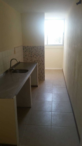 Buen Apartamento En Complejo América, Acepta Banco!!