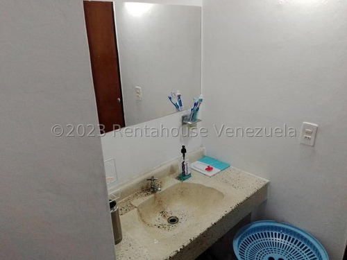 Casa En Venta En Las Rosas Gg