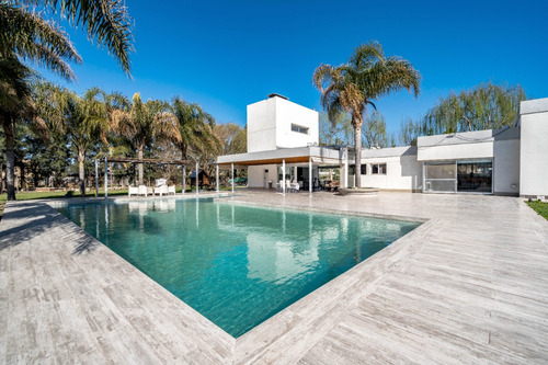 Espectacular Casa!! Hermosa Vivienda Familiar.