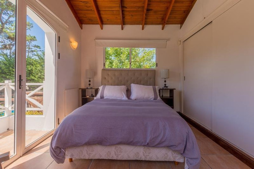 Imagen 12 de 21 de Casa En Rincón Del Indio Con Piscina Climatizada Punta Del Este