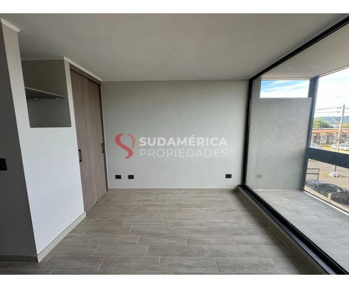 Se Arrienda Departamento Studio En Ecuador 2049, Valdivia