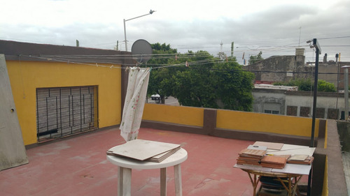 Casa En Venta En Lanús Oeste