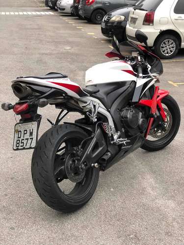 Imagem 8 de 15 de Honda Cbr 600 Rr