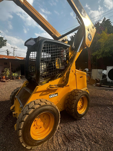 Minicargador 2006 John Deere