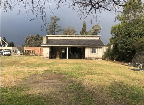 Imagen 3 de 12 de Casa A Terminar Con Gran Lote