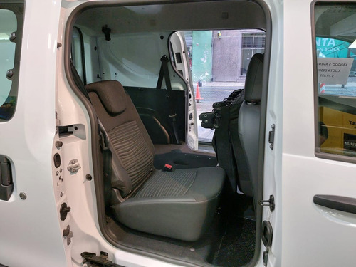 Imagen 6 de 22 de Renault Kangoo 5a 1.6 $1.200.000 Tasa 0% Para 0km #mb