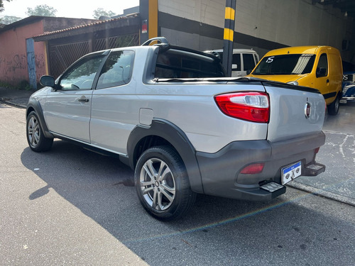 Fiat Strada 1.4 Hard Working Cab. Dupla Flex 3p
