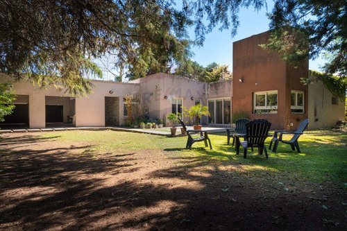 Imagen 1 de 30 de Casa En Venta En City Bell