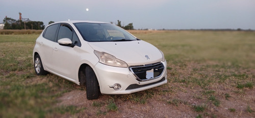 Peugeot 208 1.5 Allure Touchscreen
