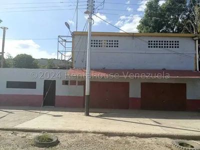 Galpón en alquiler