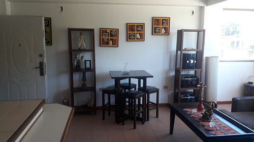 Imagen 9 de 14 de Apartamento En Pleno Corazón De La Asunción Con Espacios Adecuados Para El Confort De Tu Familia.