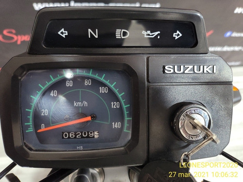 Suzuki Ax 100