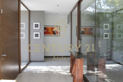 Imagen 3 de 30 de Venta De Casa Exclusiva - Chicureo