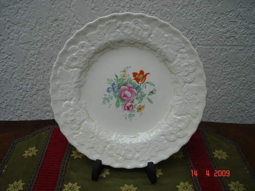 Plato Ingles Antiguo Flores En Relieve Rococo Miralo