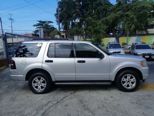 Imagen 7 de 14 de Ford Explorer Xlt