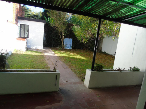 Imagen 12 de 15 de Casa En Venta City Bell Calle 472 E 13a Y 13b Dacal Bienes Raices