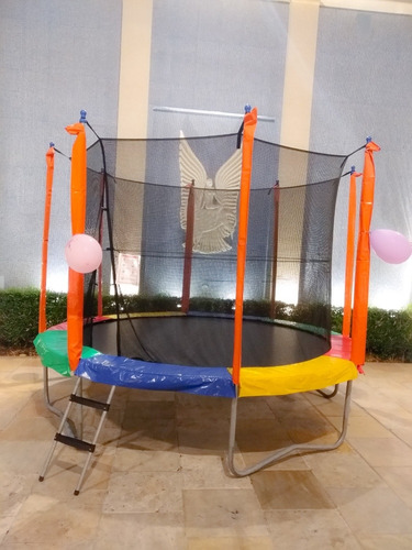 Imagem 2 de 5 de Locação De Piscina De Bolinhas Pula Pula Tobogã Tombo Legal