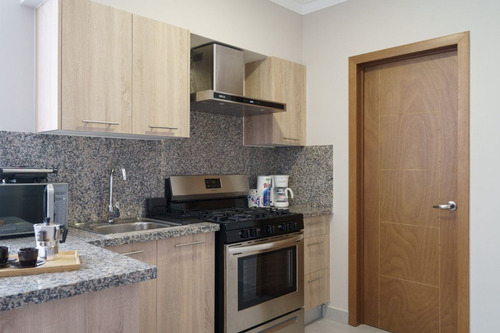 Apartamento En Alquiler En Evaristo Morales, Santo Domingo, 61m2, 1 Hab. 1 Parqueo, Excelente Ubicacion, Seguridad, Zona Tranquila Y Con Todas Las Comodidades Que Ofrece, Un Paraíso Para Vivir.