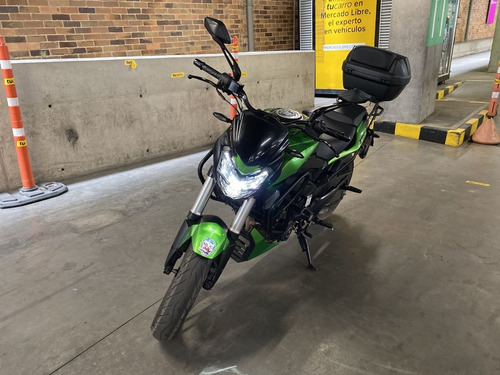 Imagen 3 de 17 de Bajaj Dominar D 400