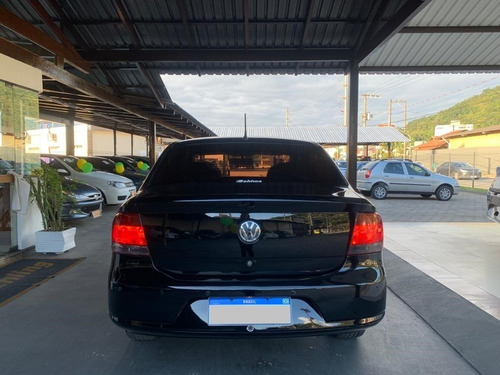Imagem 4 de 8 de Vw Voyage