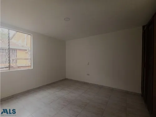 Casa Unifamiliar En Venta En Altos Del Castillo #2(mls#253756)