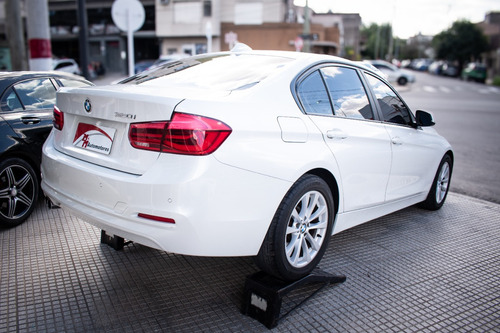 BMW Serie 3 2.0 320i Sedan Executive
