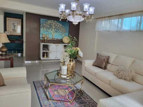En Venta Hermosa Villa Completamente Amueblada En Juan Dolio
