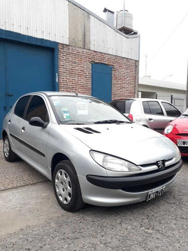 Peugeot 206 2011 1.4 Generation 75cv