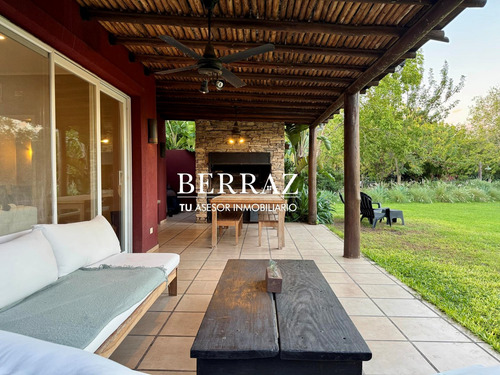 Casa Venta 3 Dormitorios Barrio Santa Maria De Los Olivos Lote De 1089 M2