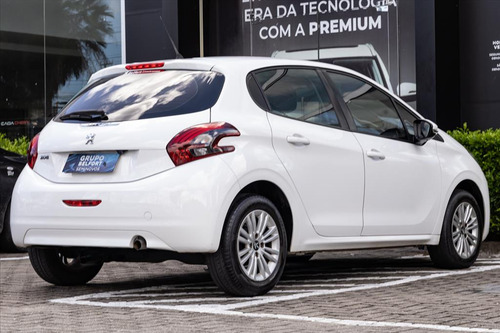 Peugeot 208 1.6 ACTIVE PACK 16V FLEX 4P AUTOMÁTICO