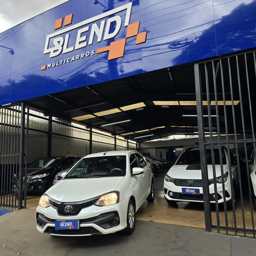 Toyota Etios 1.5 X PLUS SEDAN 16V FLEX 4P MANUAL