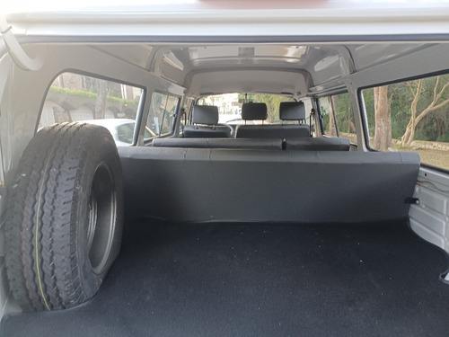 Volkswagen Kombi 1.4 Standard Total Flex 3p