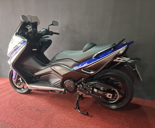 Yamaha T-max