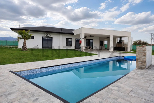 Se Vende Parcela Con 2 Casas En Talagante