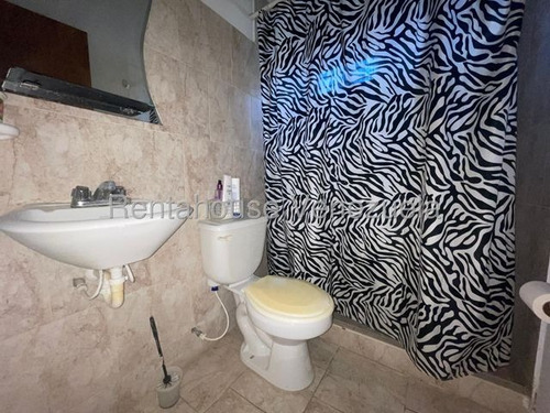 Diana Blanco De Rent-a-house Vende Hermosa Casa En Cabudare Mls#25-22646 En Urb.cerradada 69 Mts2, 2habitaciones Y 2 Baños