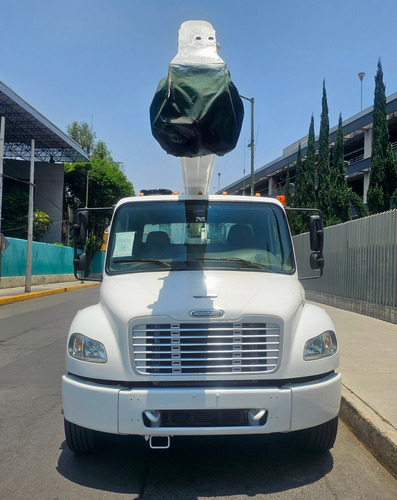Camion Grua Canastilla Freightliner M2 106 Aut 2016