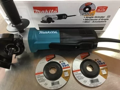 AMOLADORA MAKITA 115 MM 9564px2 1100w + 3 discos de corte