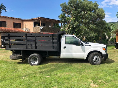 Imagen 8 de 18 de Ford F-350 Plataforma