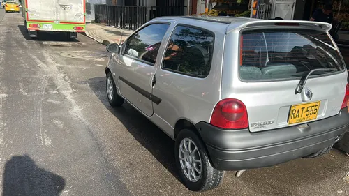 Renault Twingo 1.2 Access +