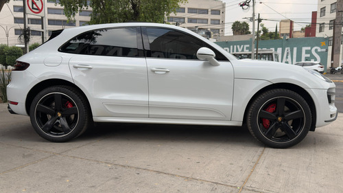 Porsche Macan 3.7 Turbo At