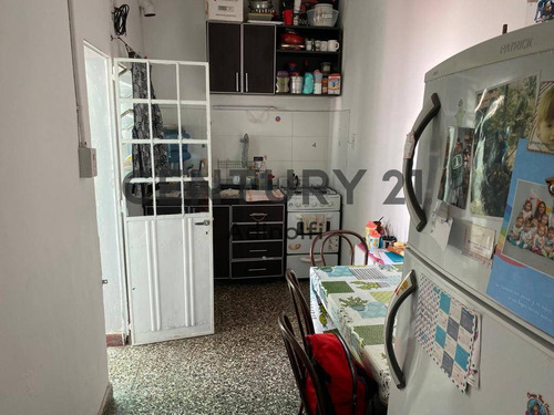 Imagen 6 de 18 de 72 E/ 29 Y 30 - Ph En Venta 1 Dormitorio Y Patio