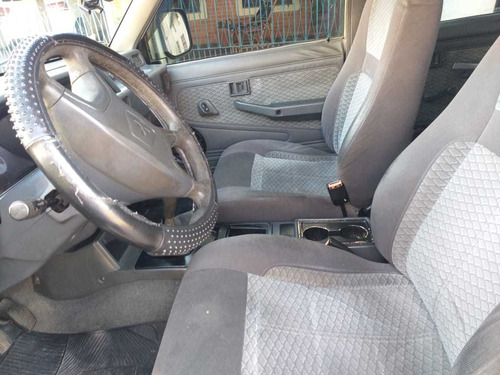 Mitsubishi L200 4x4 - Ano 2002 / Crédito Para Negativado!