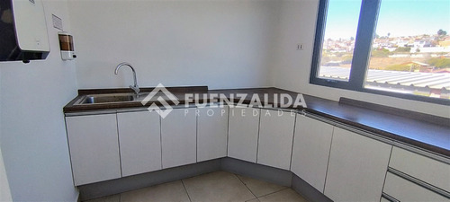 Oficina Arriendo Av Juan Cisternas En La Serena