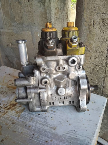 Bomba Inyeccion Motor 6d140