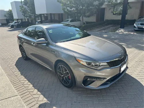 Kia Optima 2.0 L Turbo Gdi Sxl At