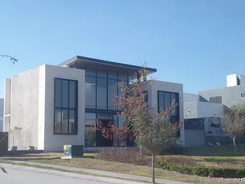 Venta De Casa En Residencial Mayorazgo