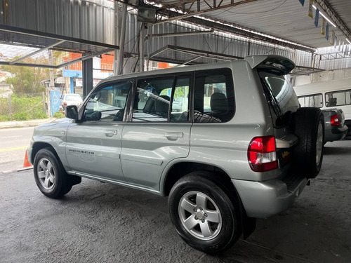 Imagem 7 de 8 de Mitsubishi Pajero Tr4 2.0 4x4 16v 131cv Gasolina 4p