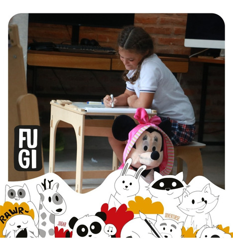 Imagen 2 de 6 de Mesa Didactica Fugi Montessori Con Pizarra Blanca