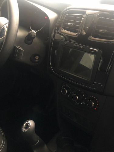 Imagen 7 de 15 de Renault Logan Life Pacta Tu Entrega Segura (jis)