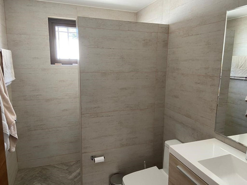 Preciosa Casa Barrio Lo Beltran, Remodelada!!! Vitacura.